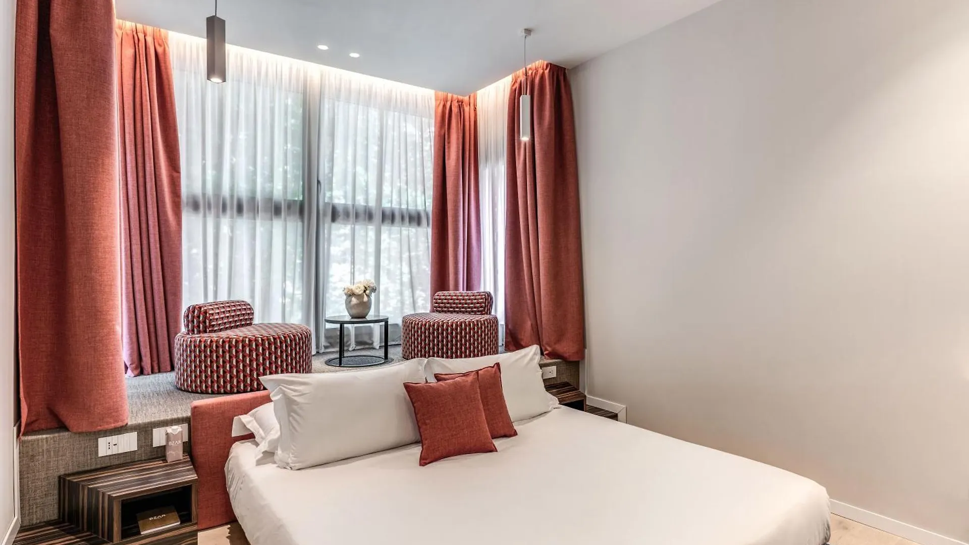 רומא Parioli Cube Hotel 4*,